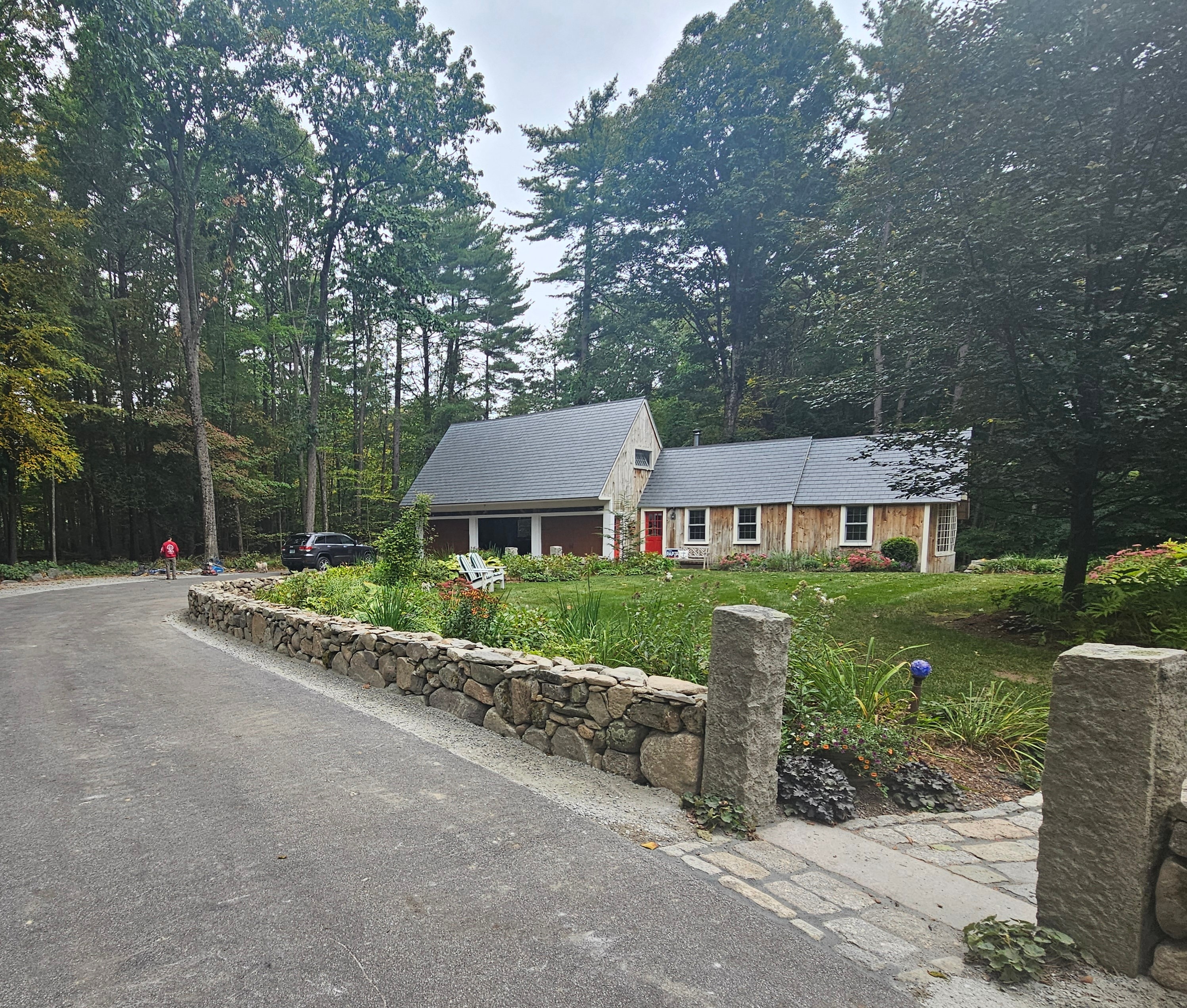 Stone Driveway Wall